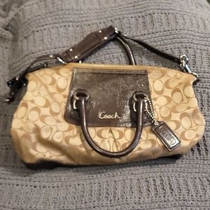 EUC Large Tan and Brown ✨️ Coach Purse.